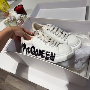 McQueen Women's Sneakers